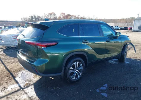 2025 Toyota Highlander Xle from USA, damaged, VIN 5TDKDRBH3SS582986